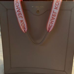 Large Michael Kors Pink/Nude Tote Bag